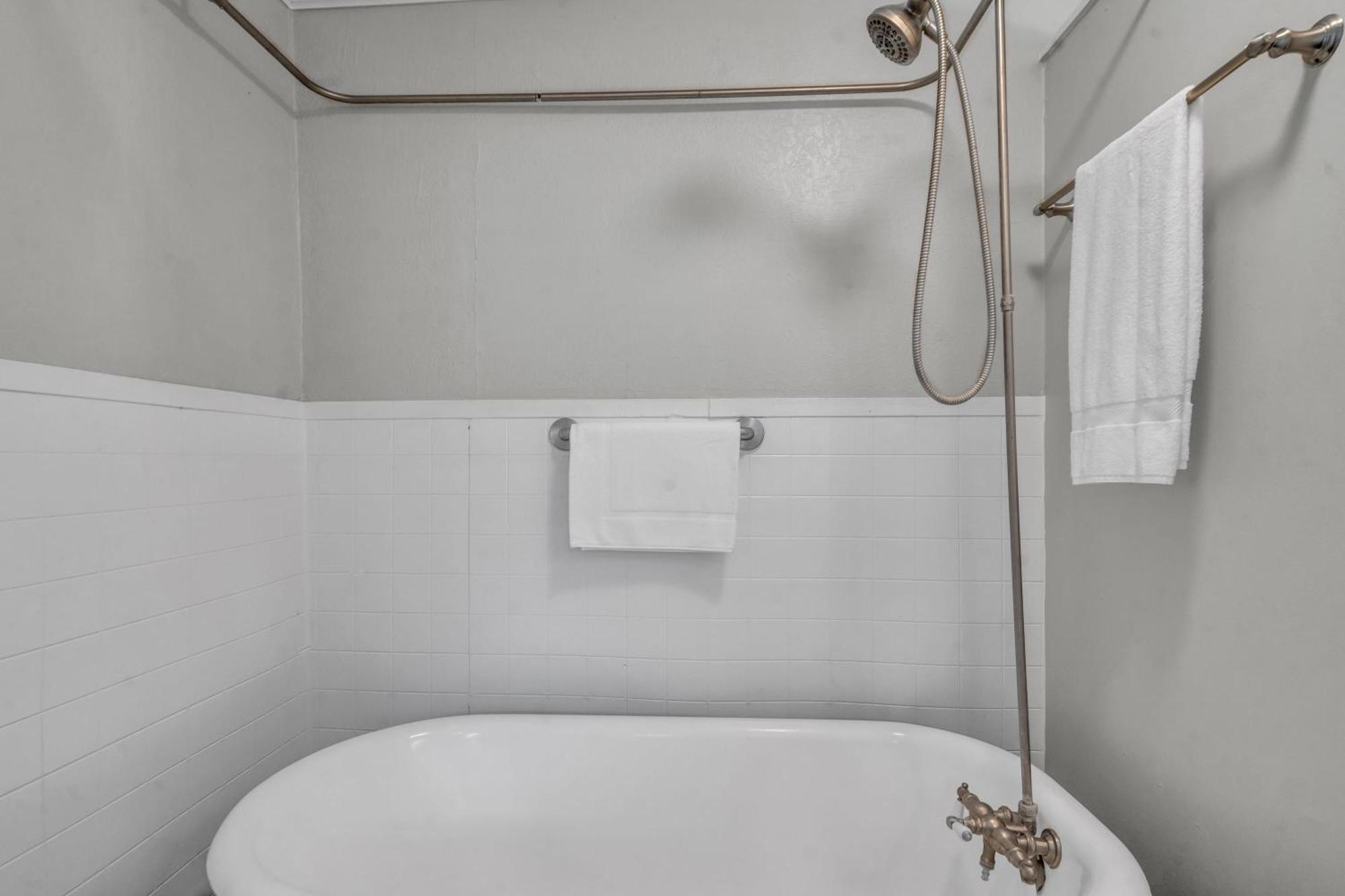 Heart Of Ybor City 3Bedroom Walk To 7Th Ave タンパ エクステリア 写真