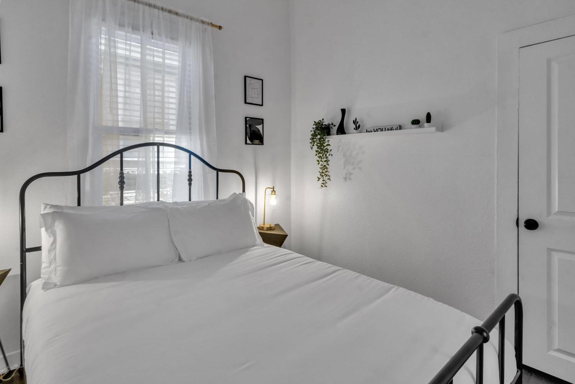 Heart Of Ybor City 3Bedroom Walk To 7Th Ave タンパ エクステリア 写真