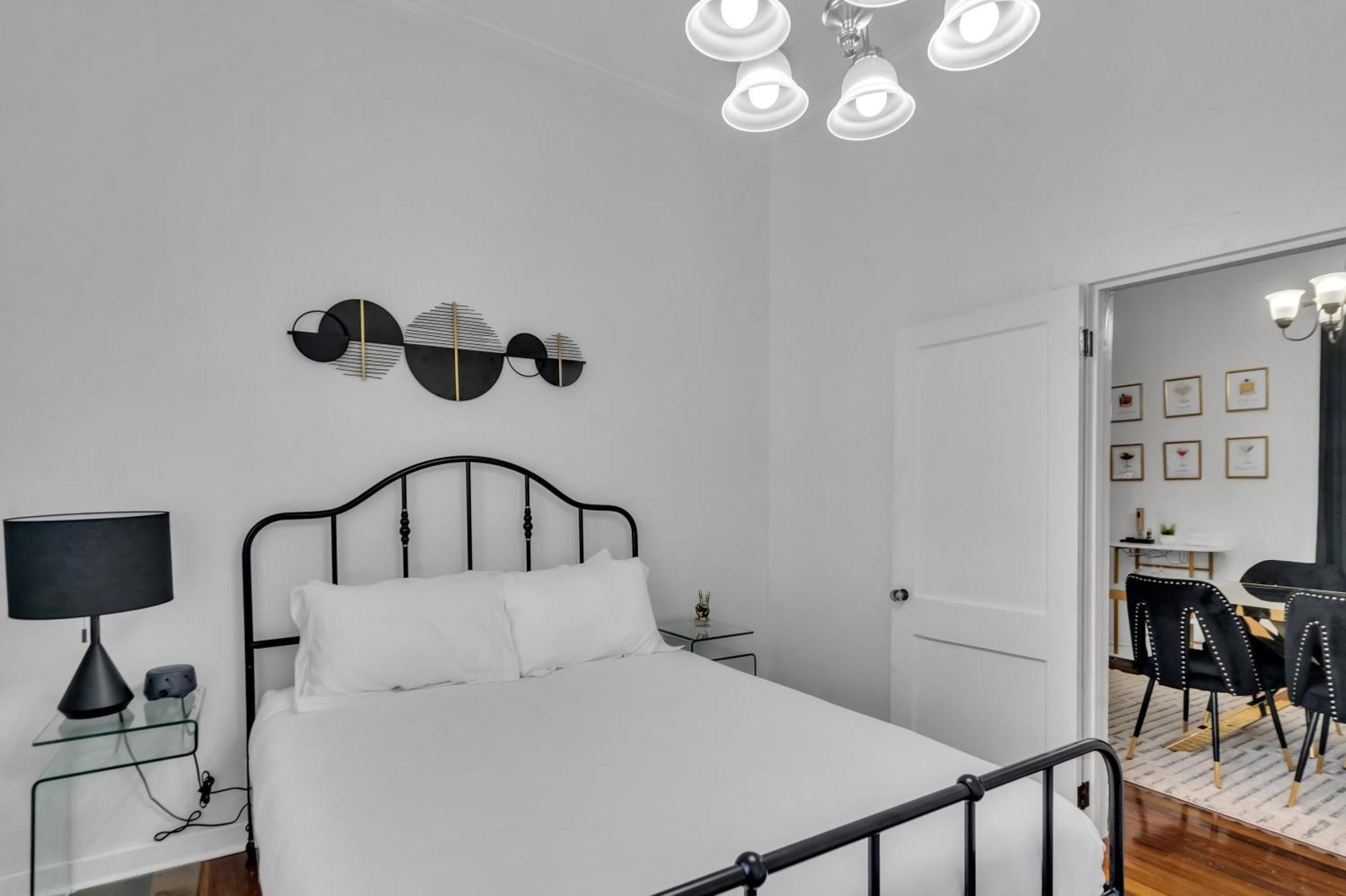 Heart Of Ybor City 3Bedroom Walk To 7Th Ave タンパ エクステリア 写真